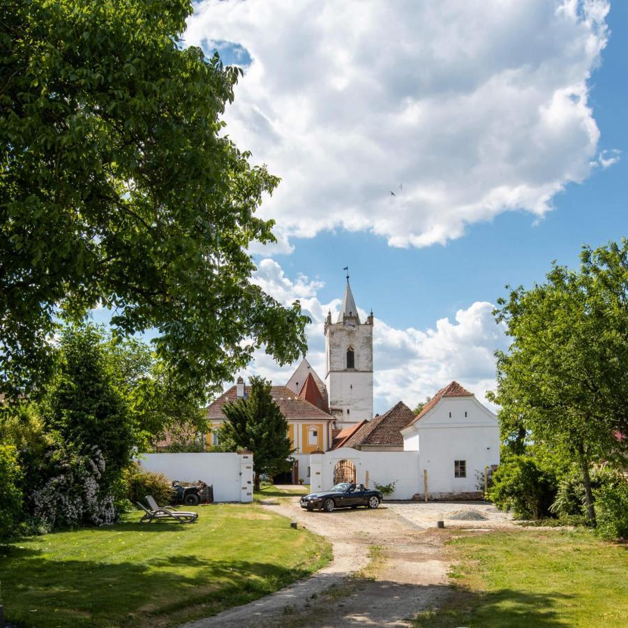 Apartmán Ambrožův dvůr Pouzdrany Exteriér fotografie